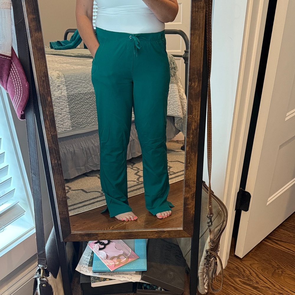 Healing Hands Emerald Green Scrub Pants